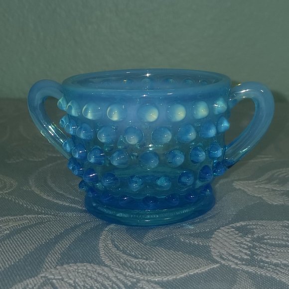 Set of Vintage Fenton Hobnail Blue Opalescent Cream and Sugar Servers - Picture 7 of 9